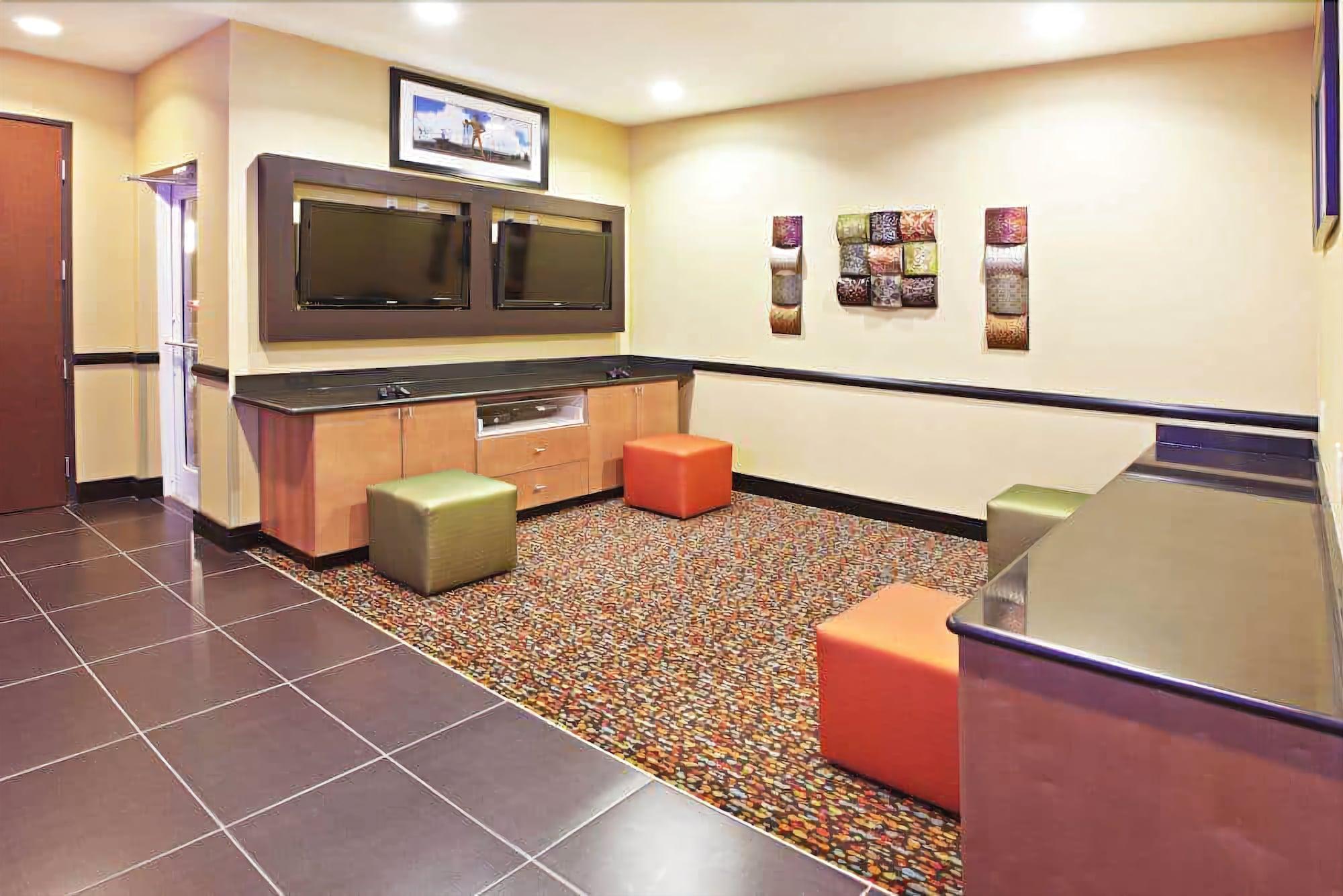 La Quinta By Wyndham Tulsa - Catoosa Hotel Luaran gambar
