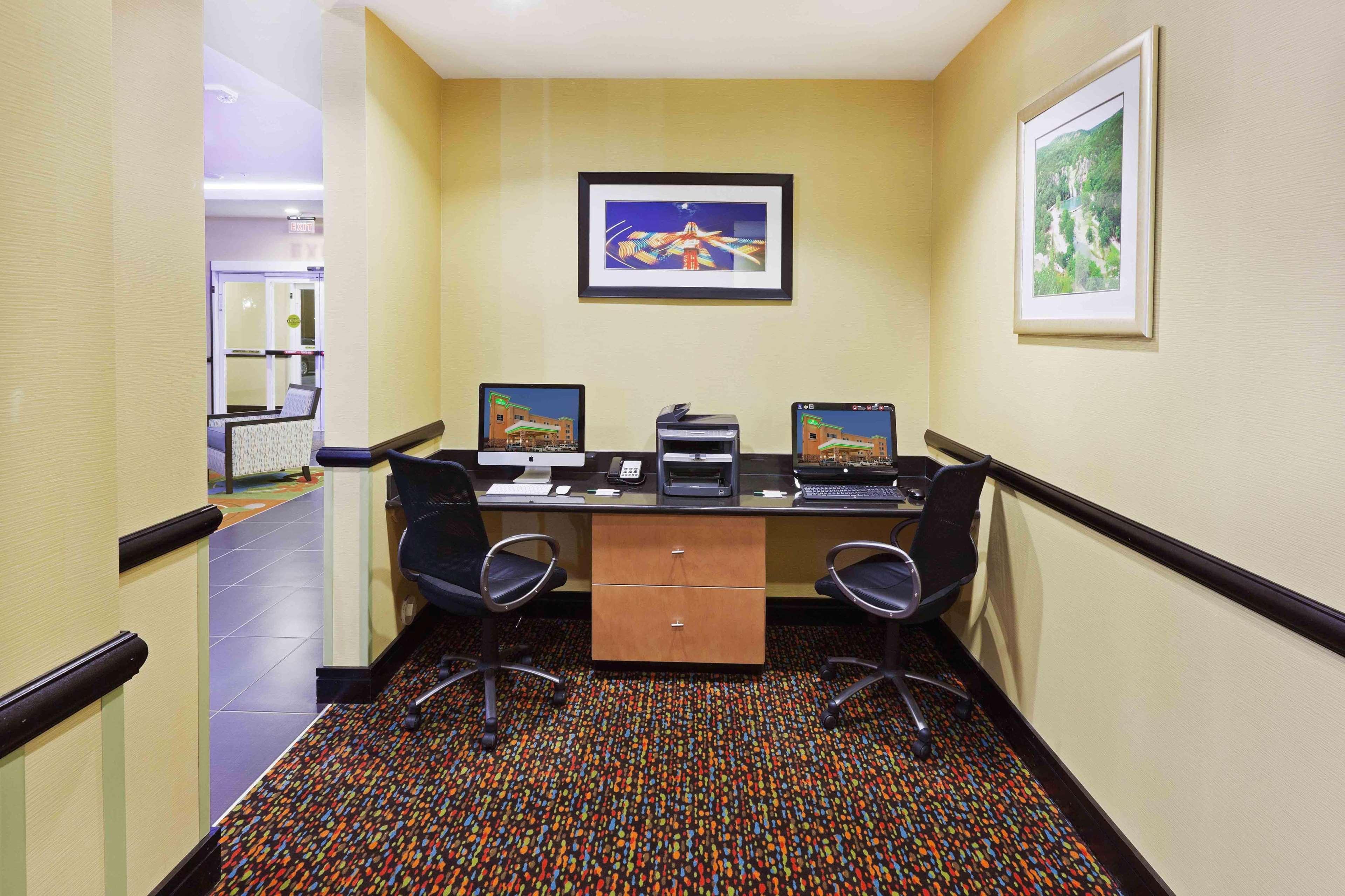 La Quinta By Wyndham Tulsa - Catoosa Hotel Luaran gambar